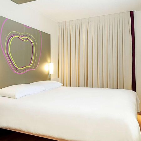 Hotel Ibis Styles Lleida Torrefarrera Eksteriør bilde