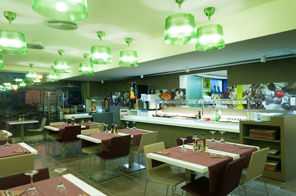 Hotel Ibis Styles Lleida Torrefarrera Eksteriør bilde