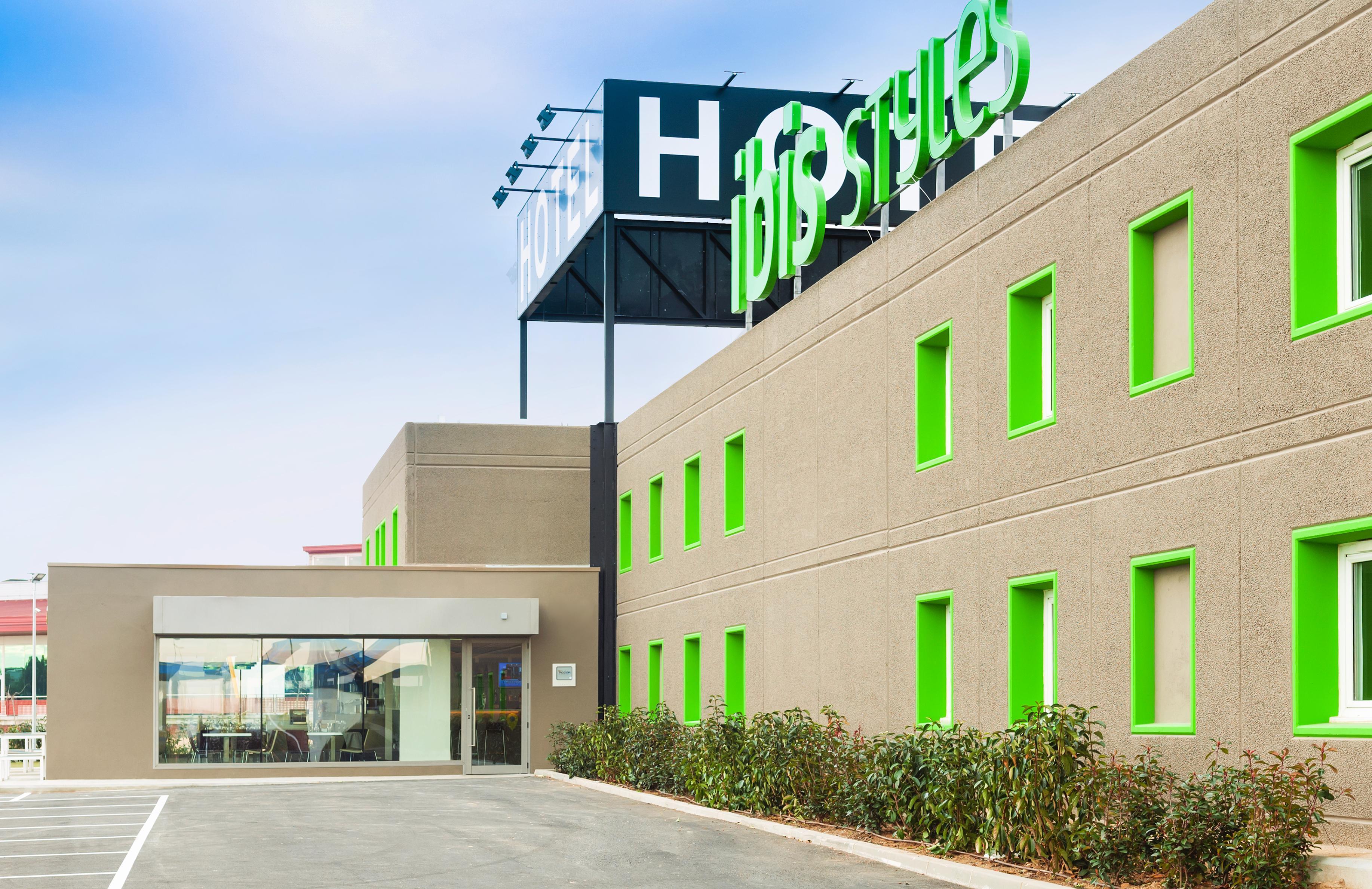 Hotel Ibis Styles Lleida Torrefarrera Eksteriør bilde